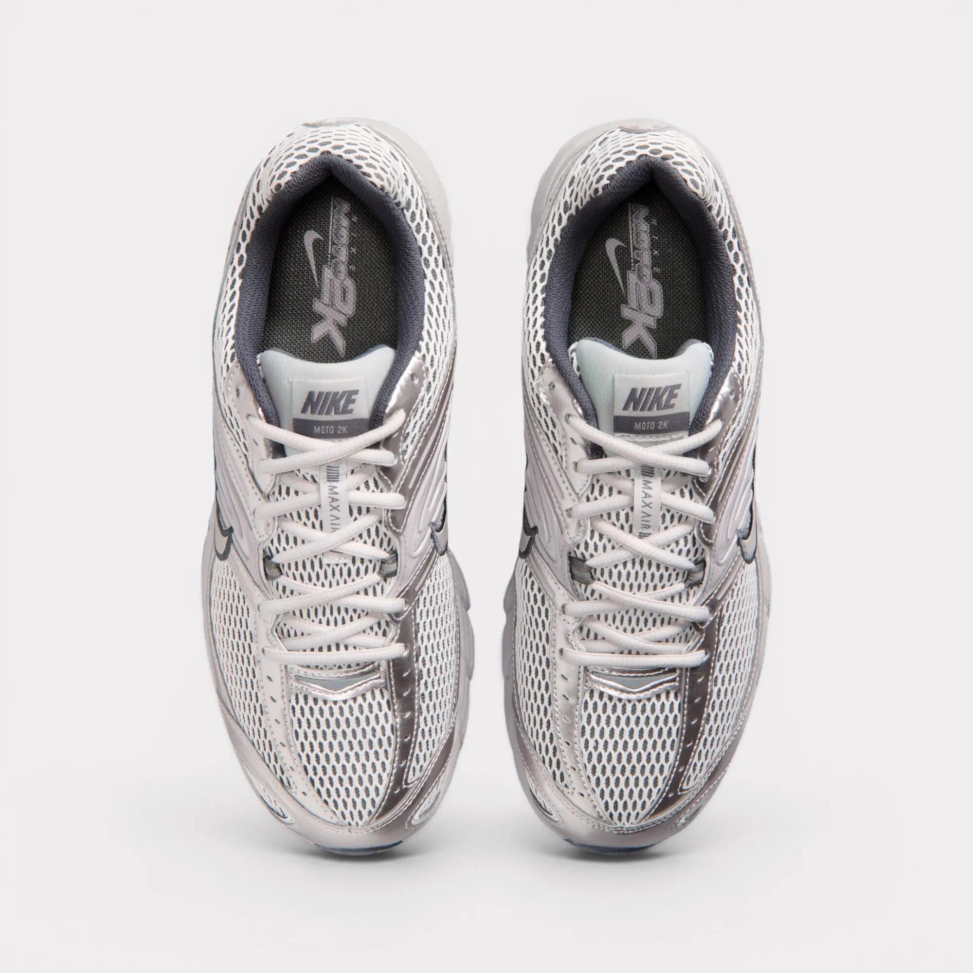Nike Air Max Moto 2K - Vast Grey 5/7