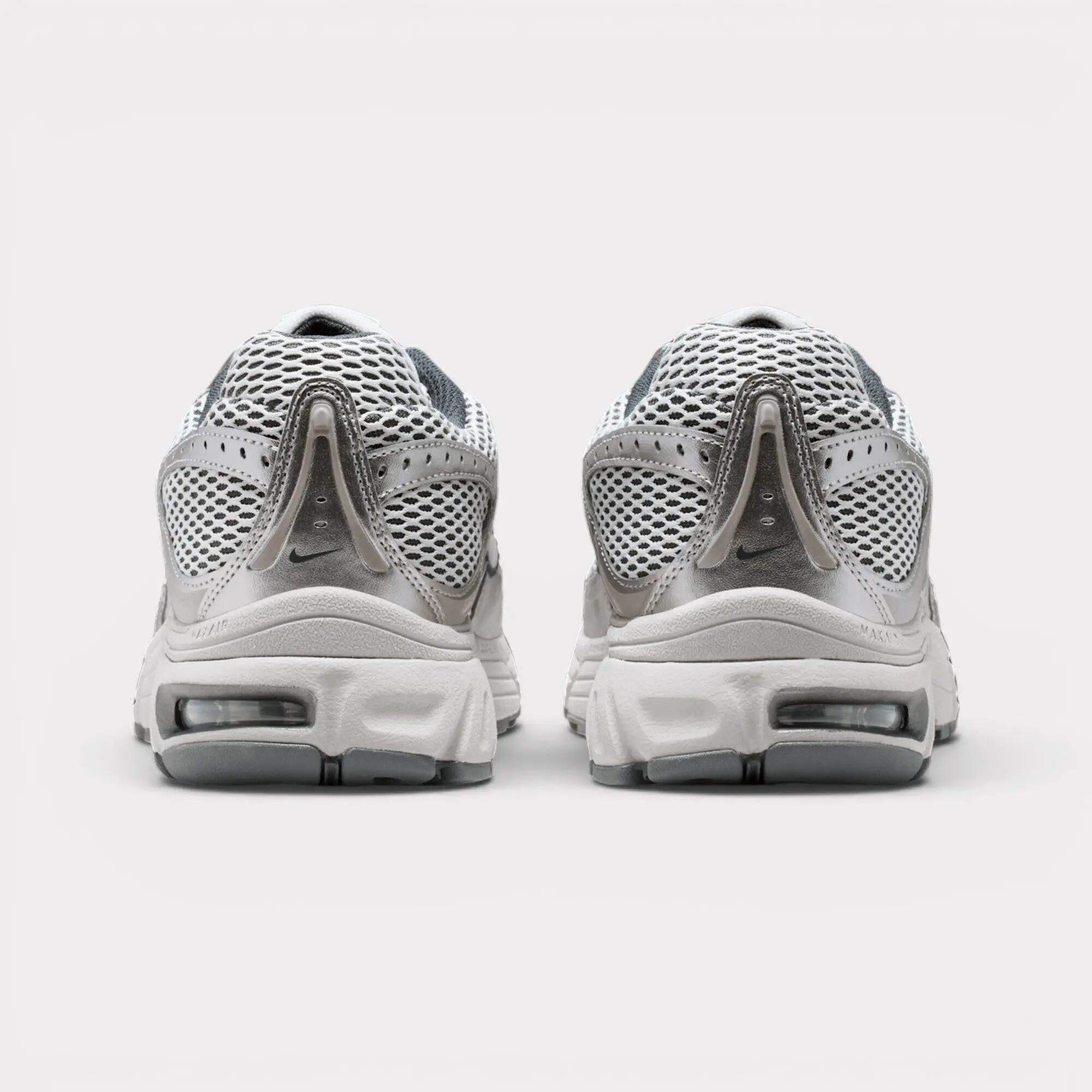Nike Air Max Moto 2K - Vast Grey 4/7