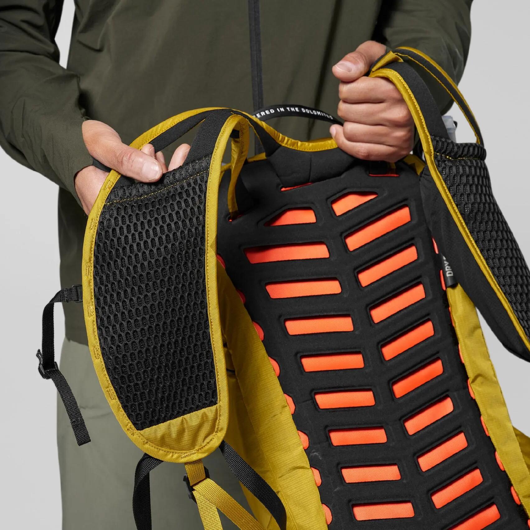Mochila unissex Salewa PEDROC ACTIVE 16 L amarela 00-0000075027_0573 4/7