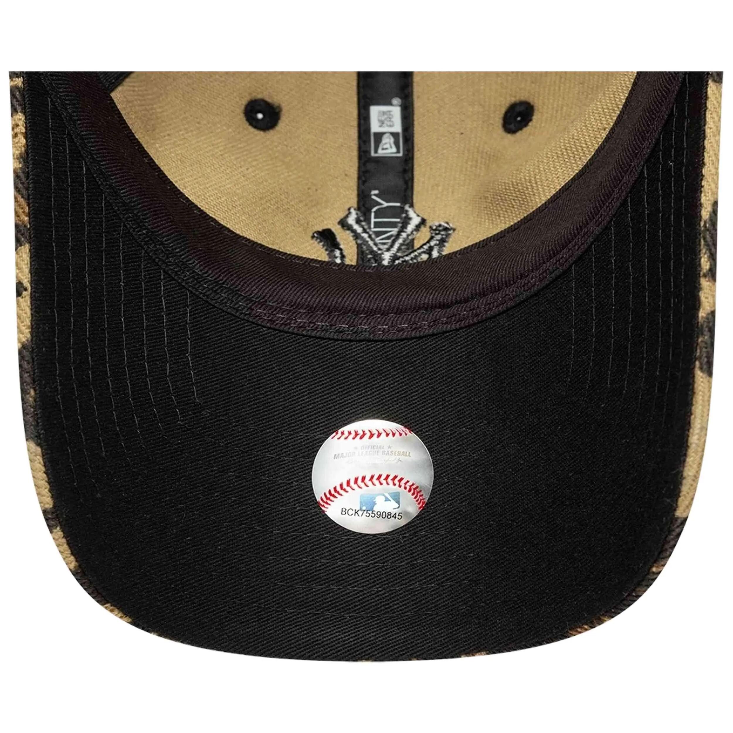 Berretto New era modello WMNS LEOPARD 9TWENTY NEYYAN BRSCAM per unisex 3/3