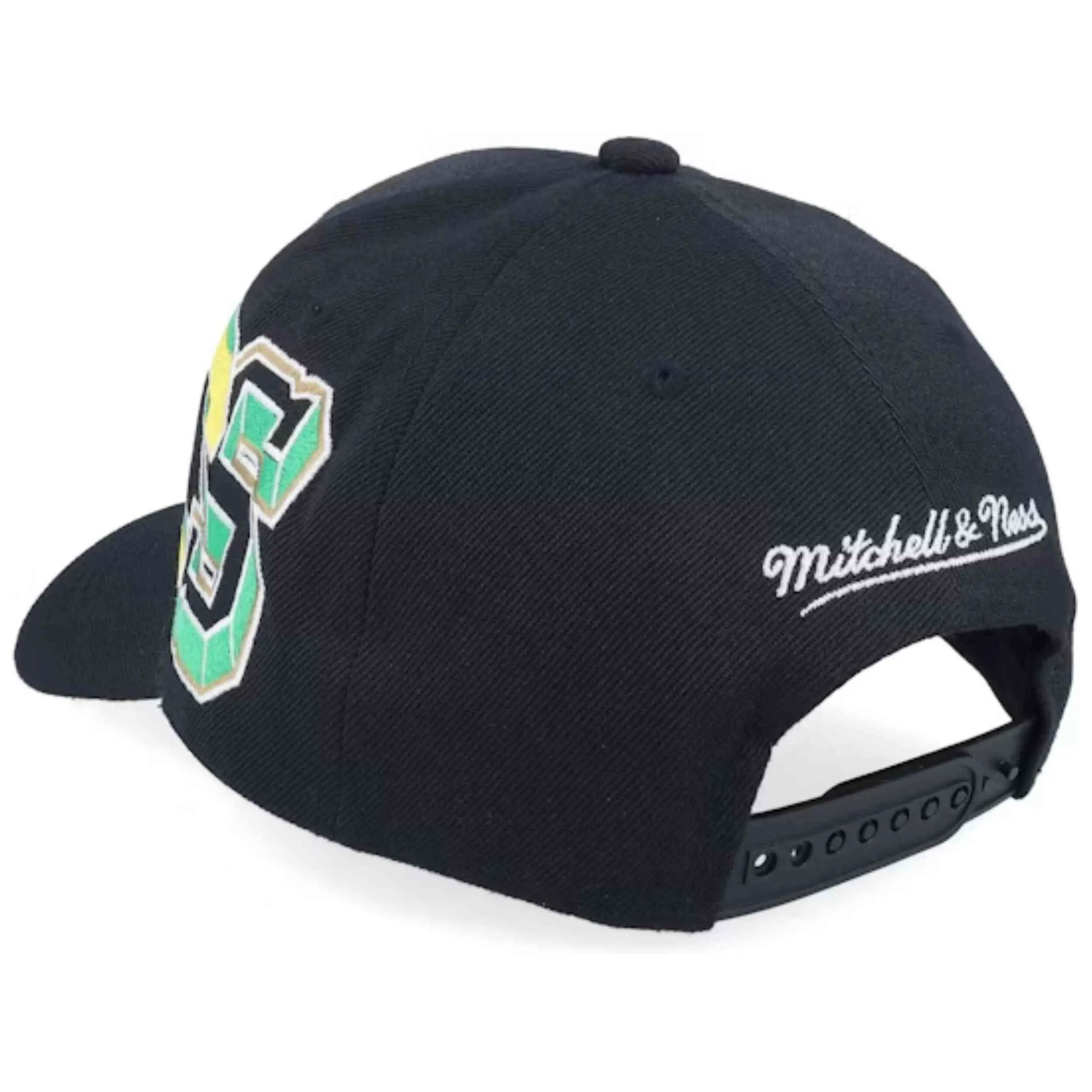 Boné Mitchell & ness modelo Boston Celtics Hyper Type Pro Black Adj para unissex 2/4