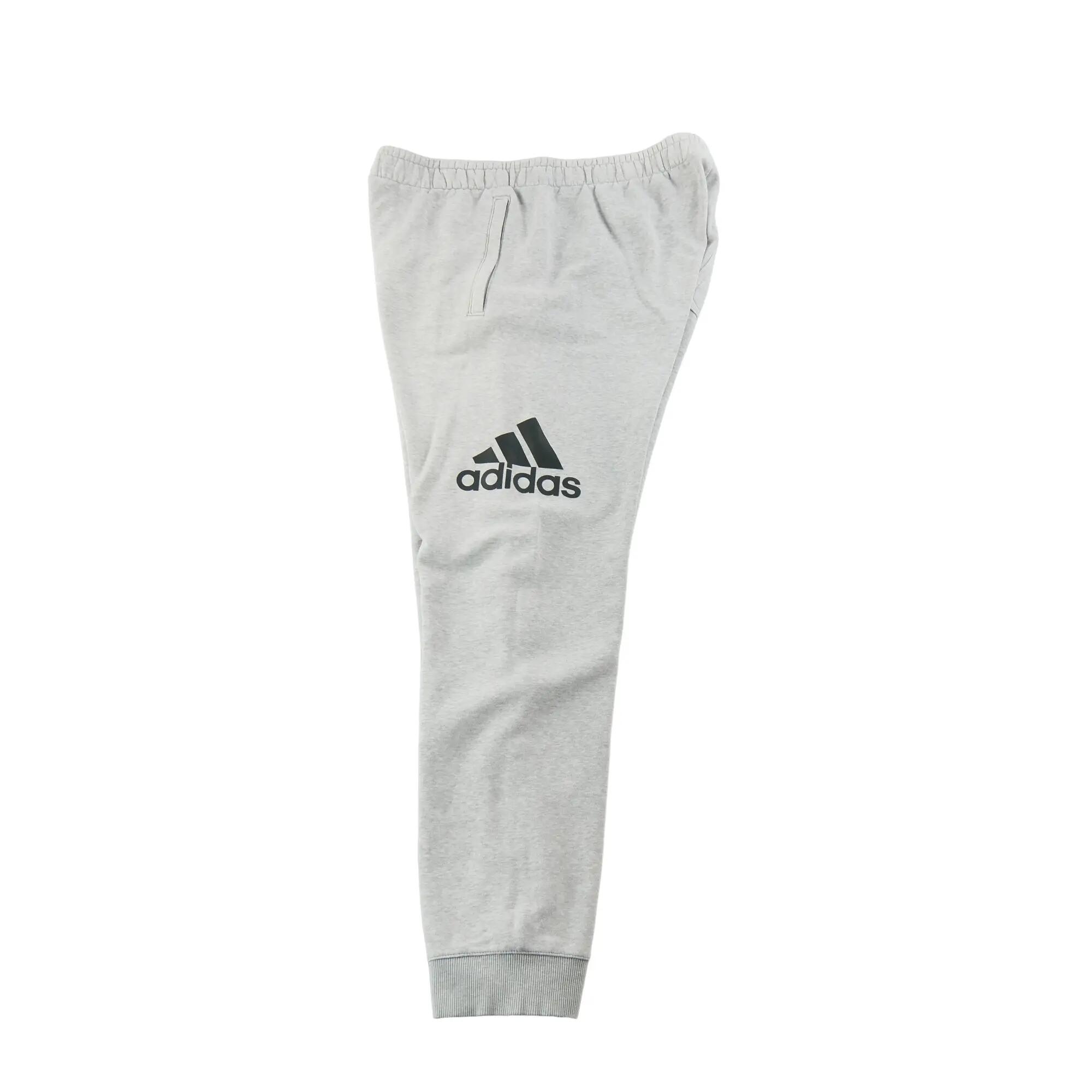 Segunda vida - Joggings Homem Adidas - Como novo 3/6