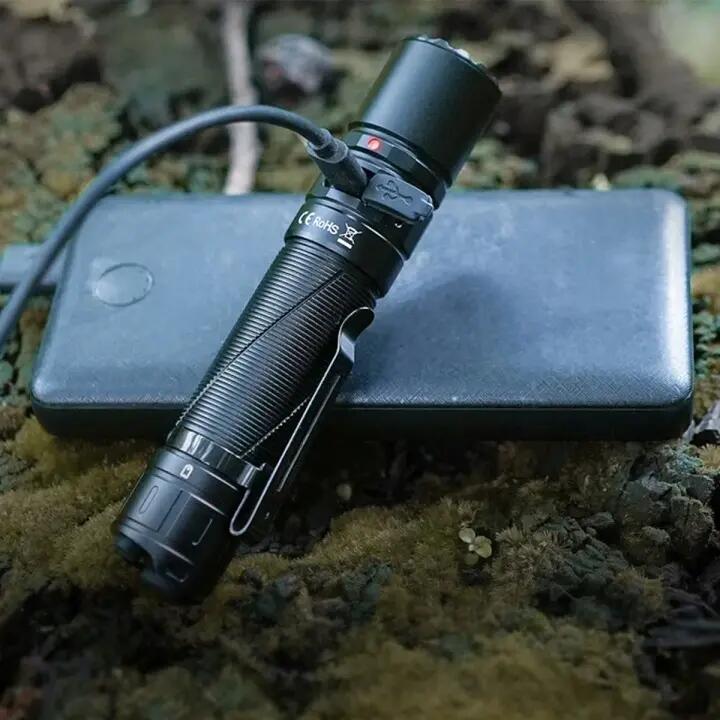 Latarka turystyczna Sofirn SK30 akumulatorowa 3000 lm 6/7