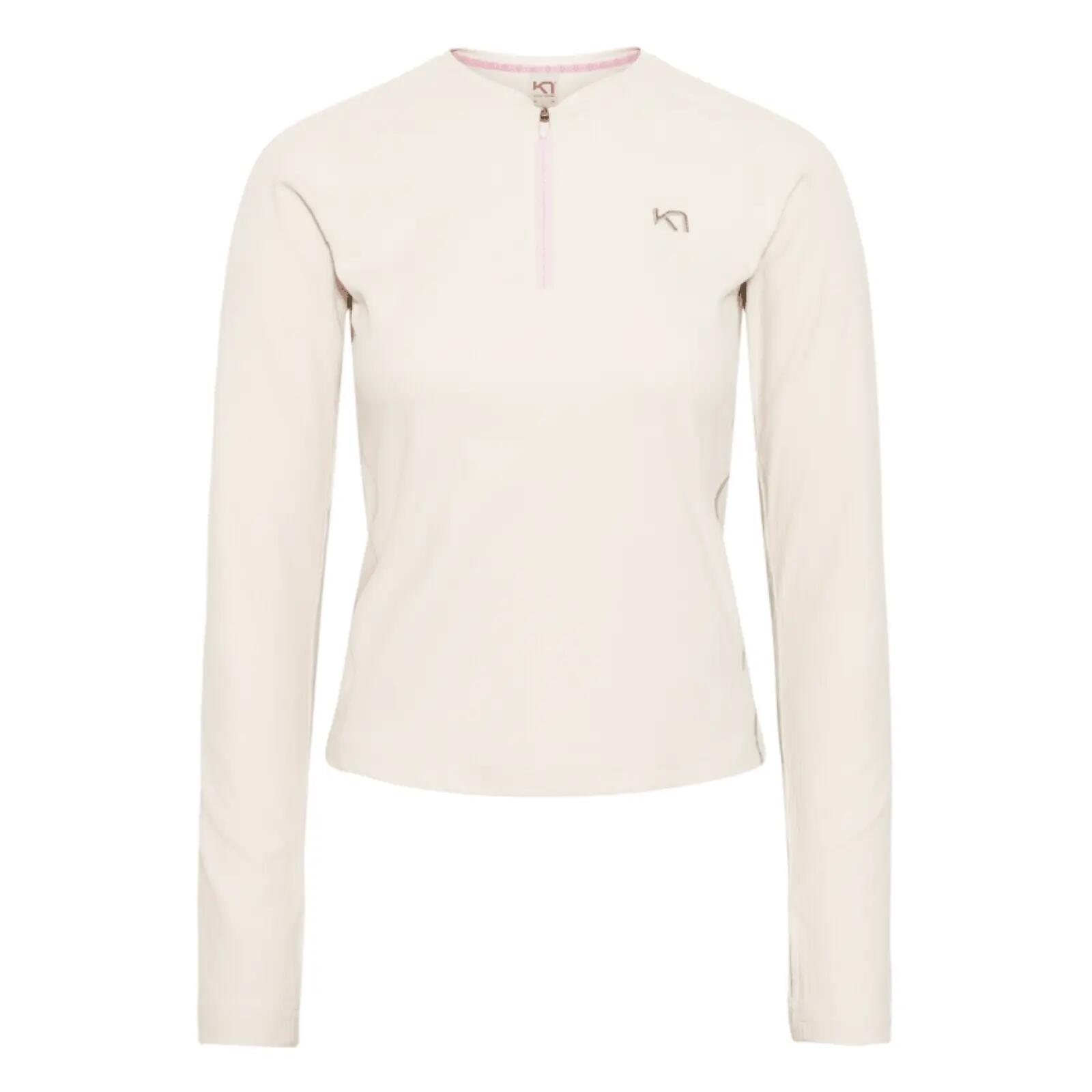 KARI TRAA picture