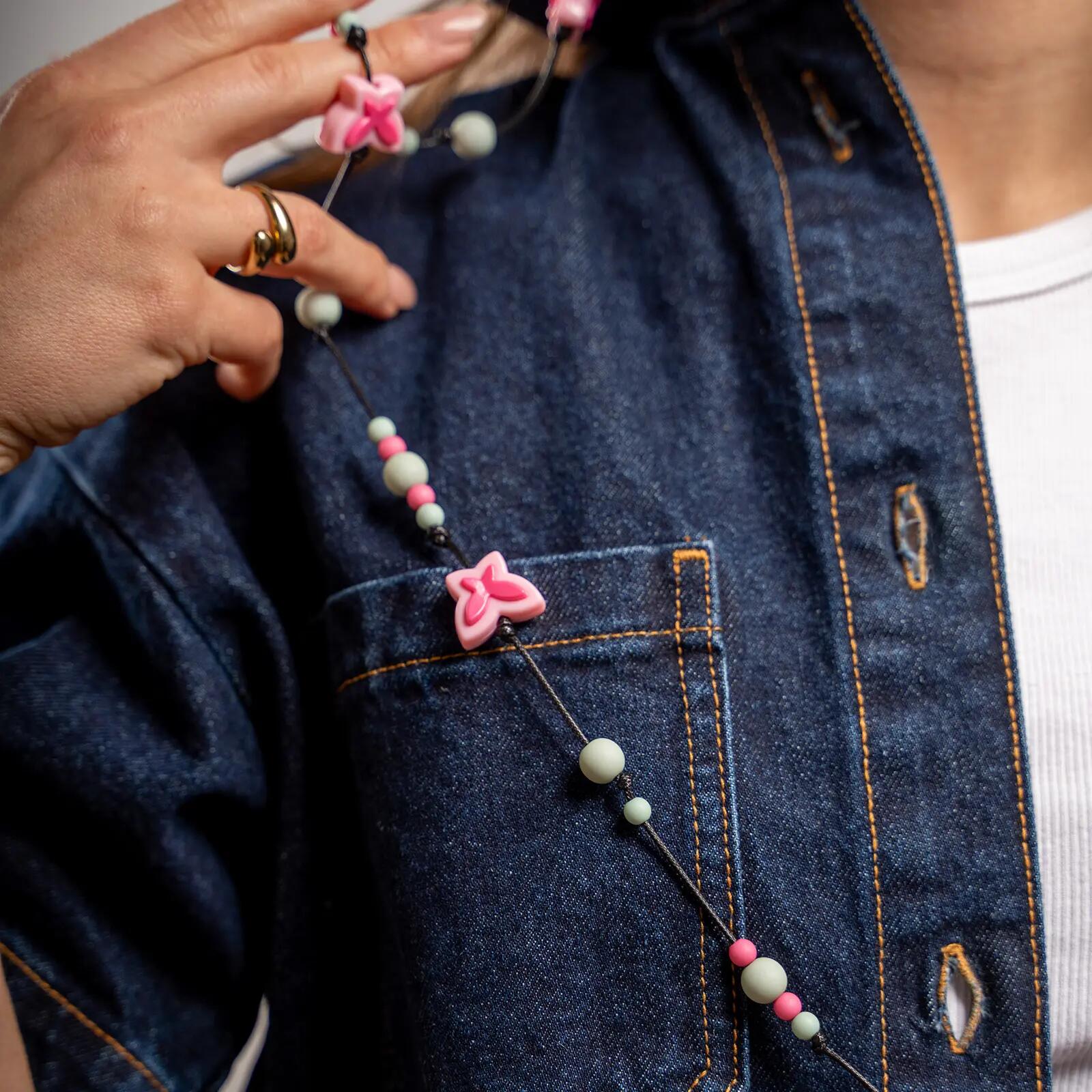 Bijoux Lace- laccio a tracolla e collana universale per smartphone 5/7