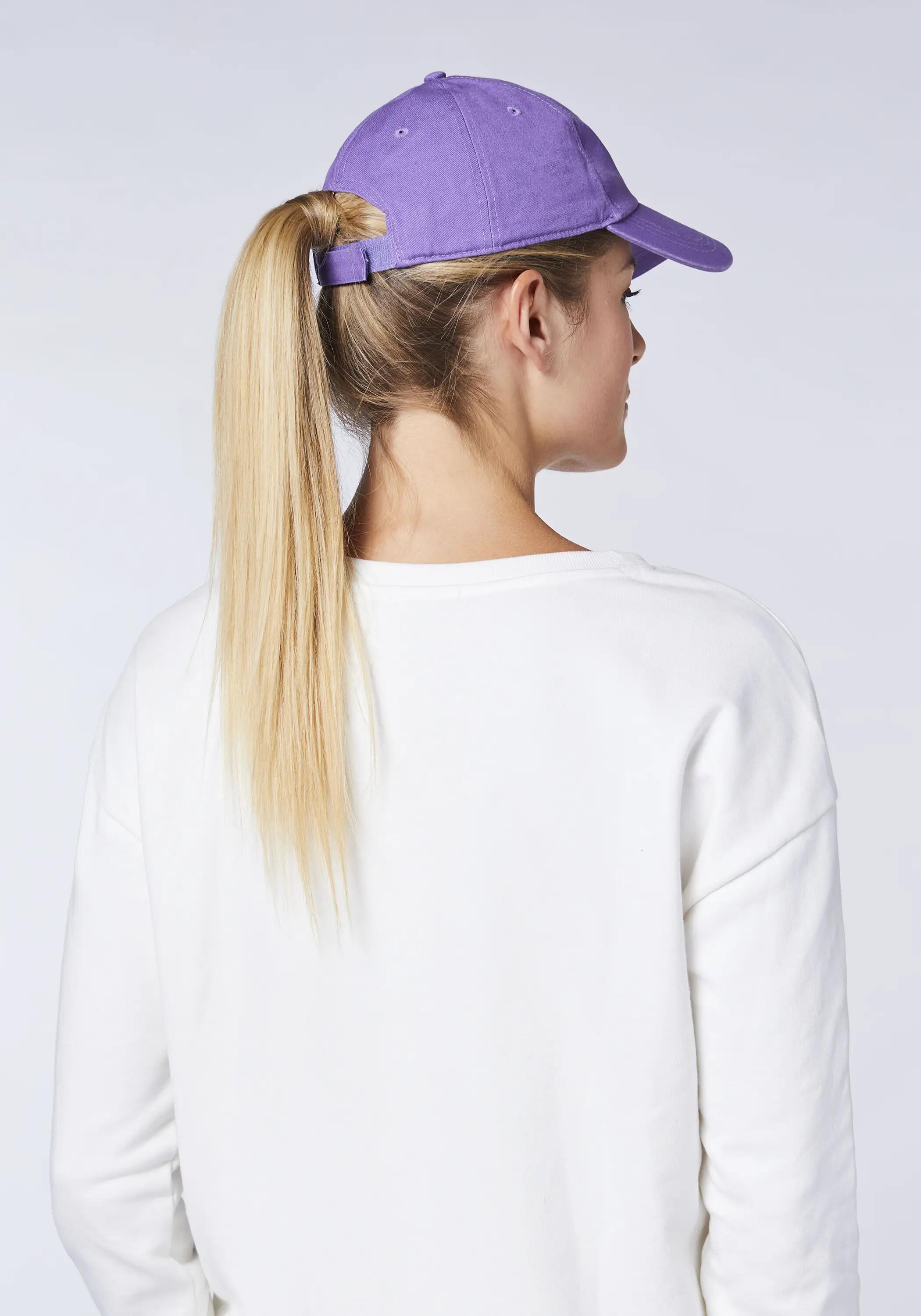 Cap mit Jumper-Stitching 8/9