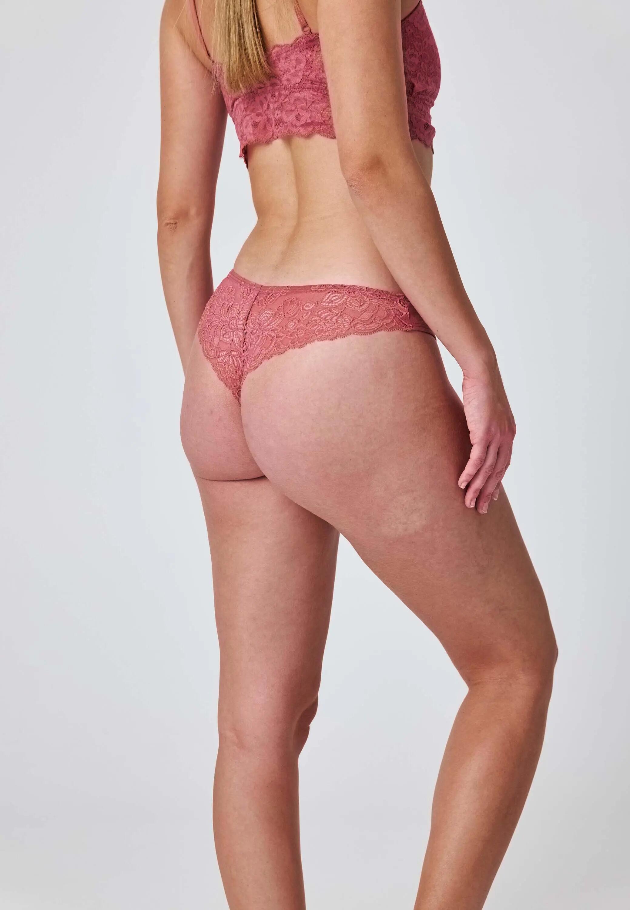 TANGAS MIT SPITZE BACK ASS 9/9