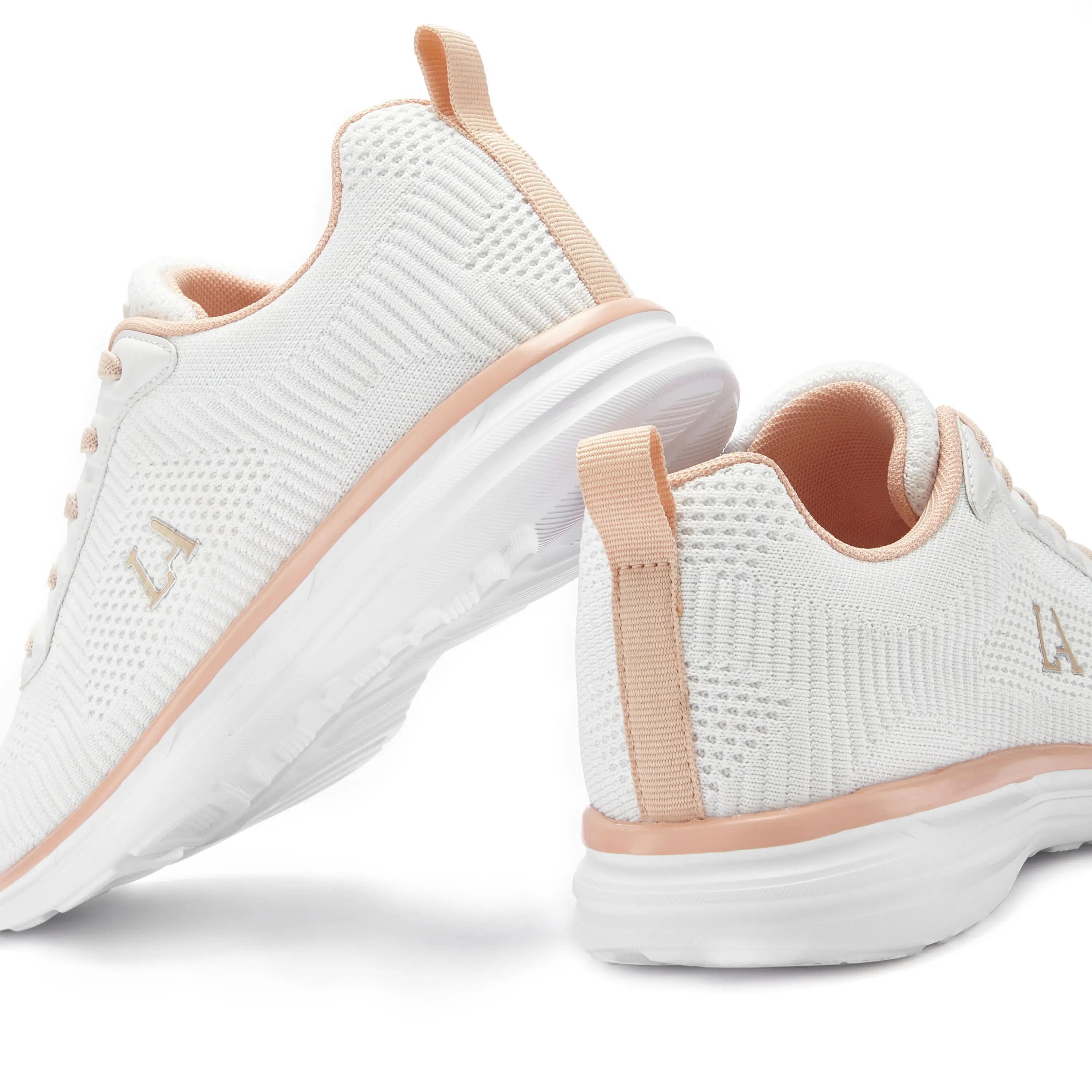 LASCANA Sneaker 9/10