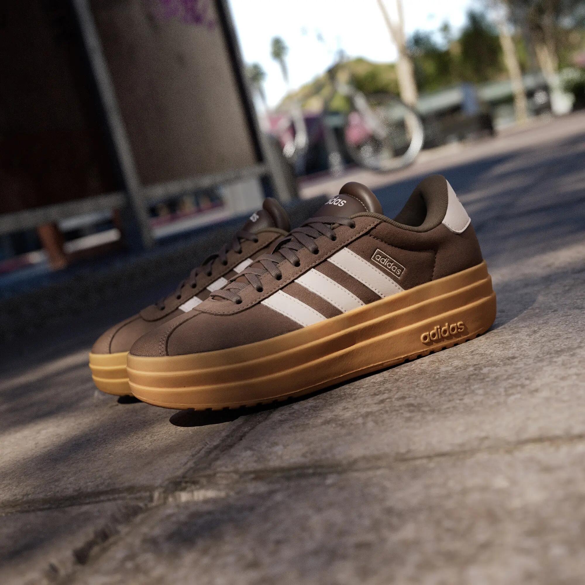 VL Court Bold Schuh 6/16