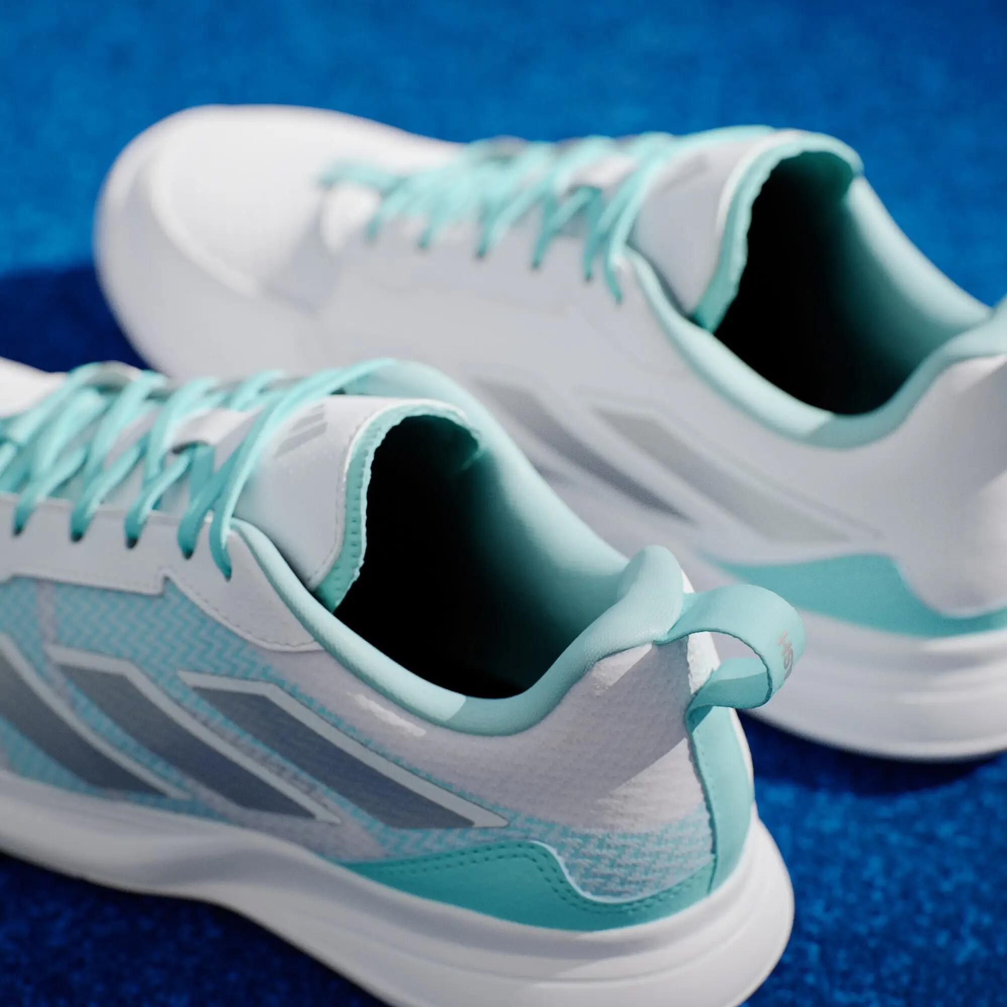 Avaflash Low Tennisschuh 15/16