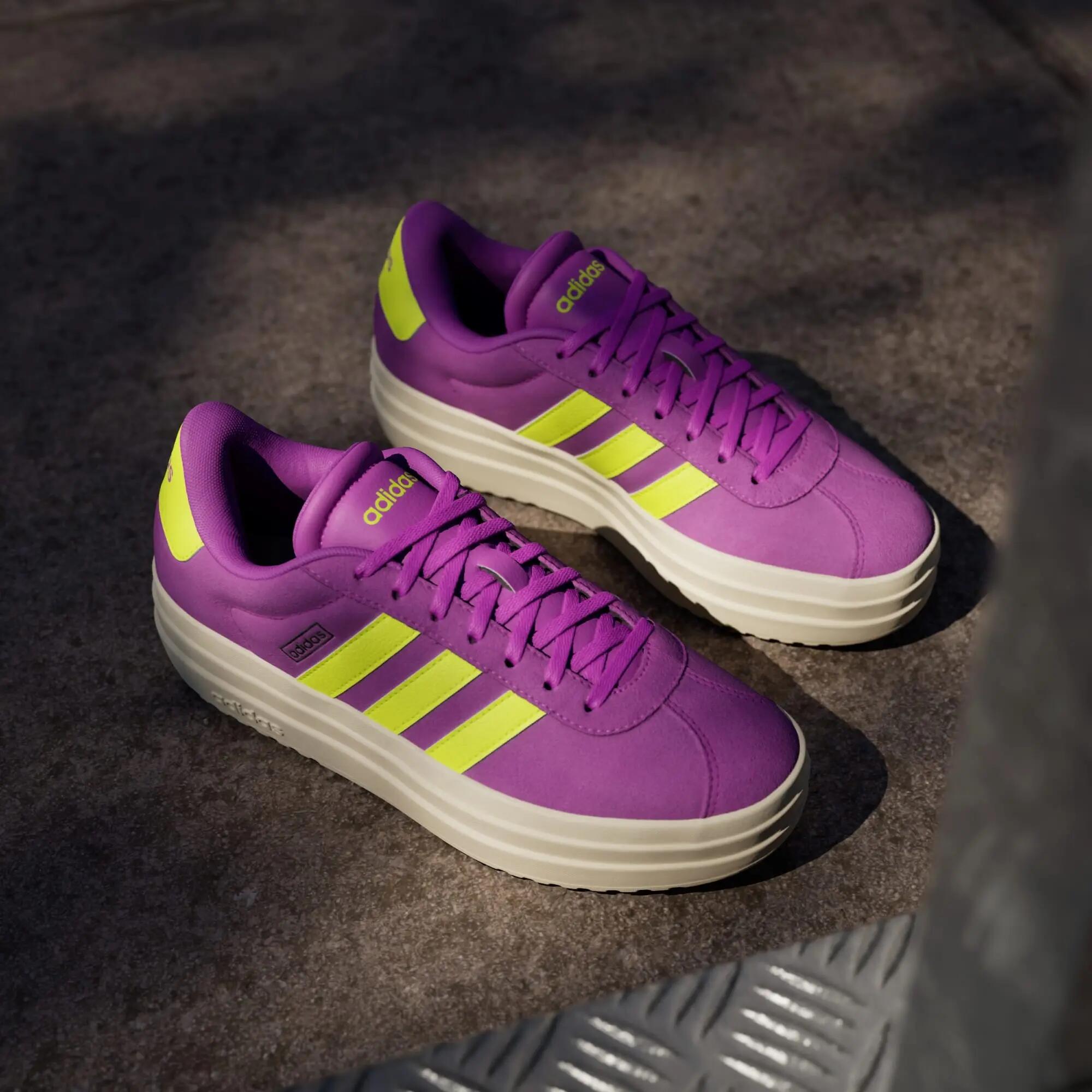 VL Court Bold Schuh 4/15