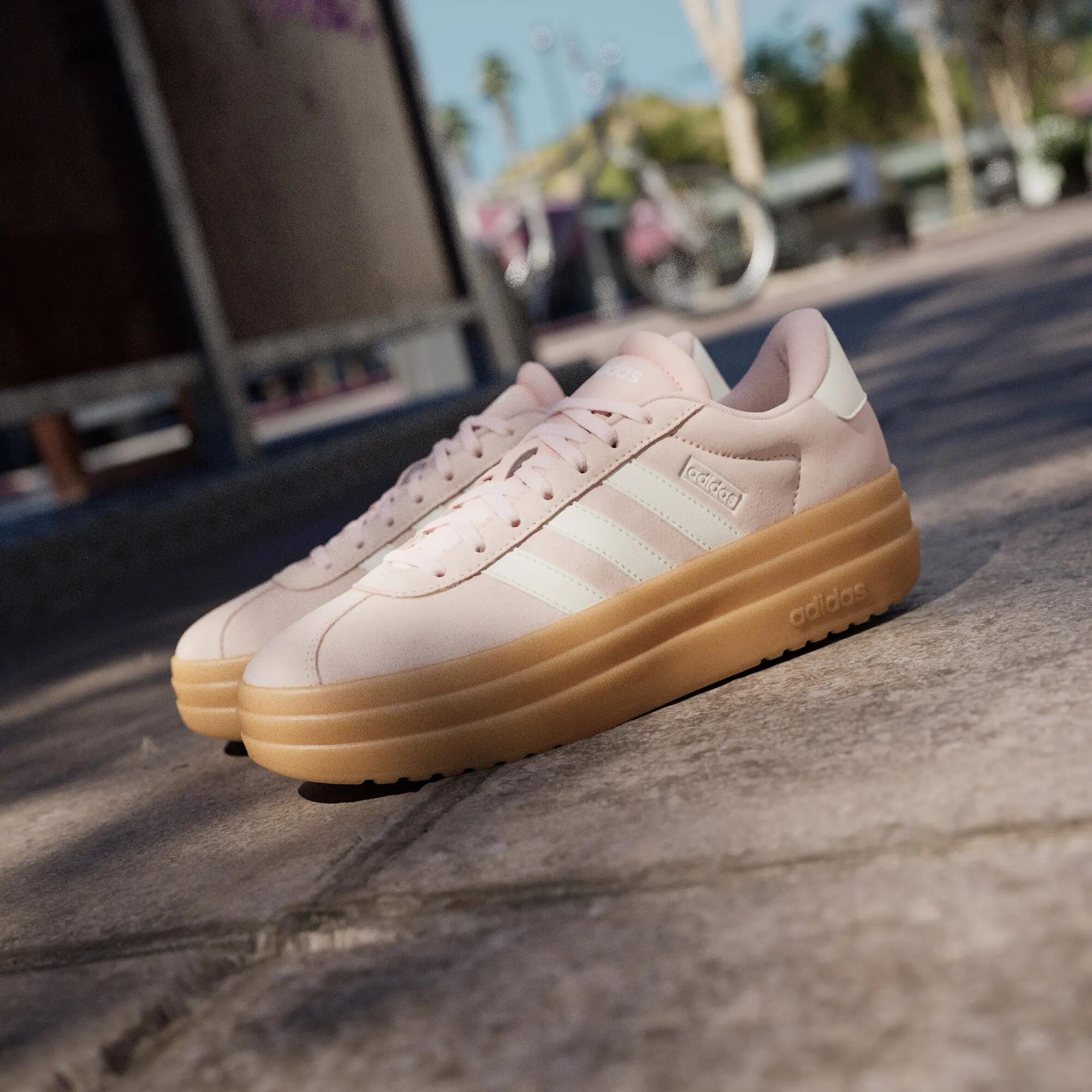Chaussure VL Court Bold 12/15