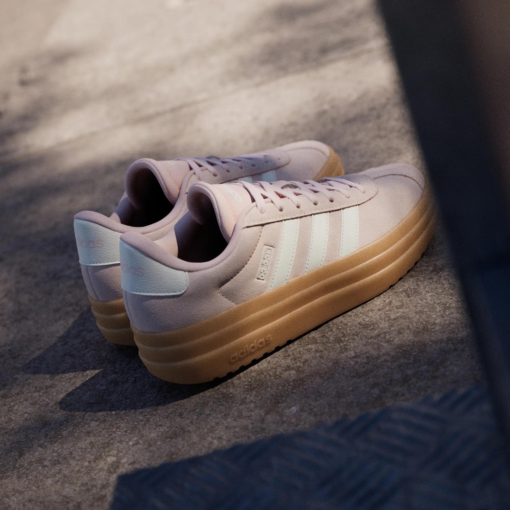 Chaussure VL Court Bold 10/15