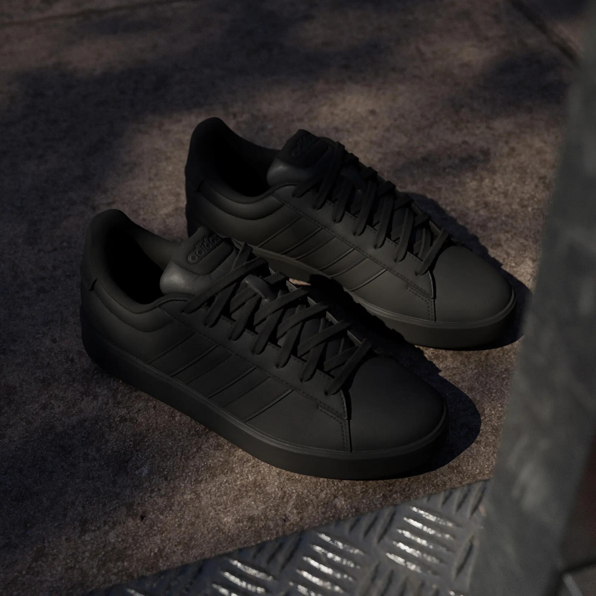 GRAND COURT 3.0 SCHUH 4/16