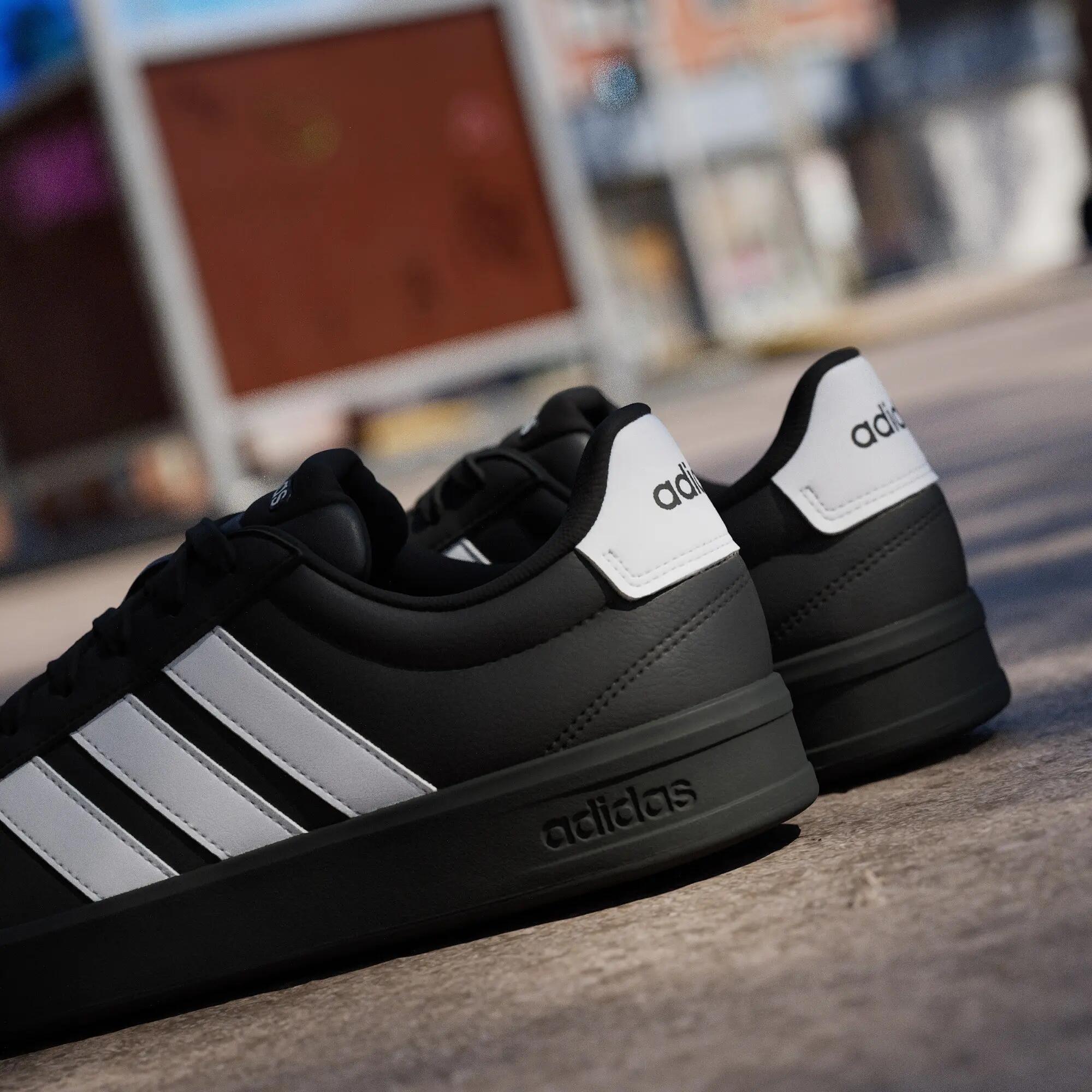 GRAND COURT 3.0 SCHUH 15/15