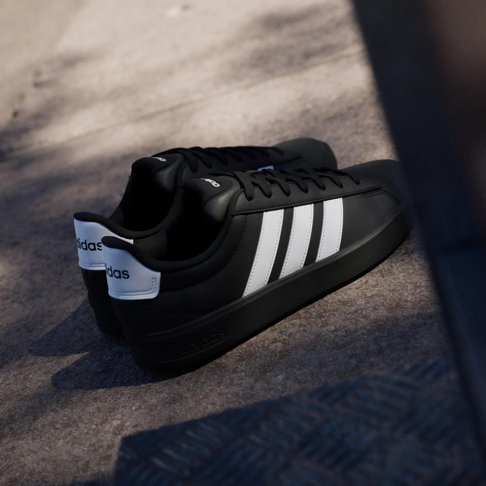 GRAND COURT 3.0 SCHUH 12/15