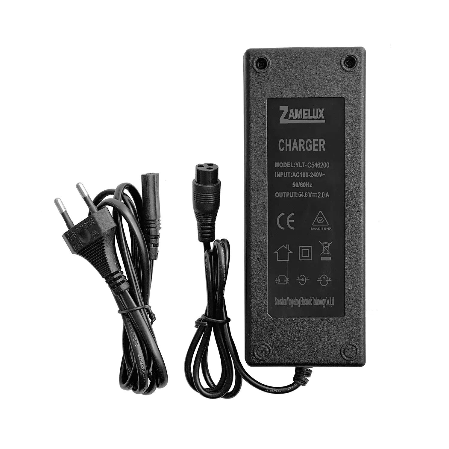 Cargador patinete eléctrico ZWheel ZM071 a 48-54.6V-2.0Ah 3/5
