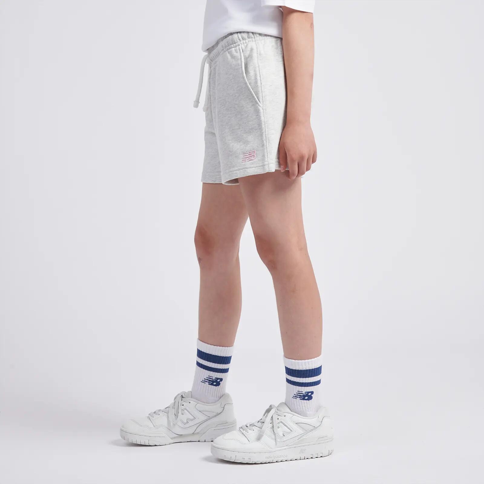New Balance Girls French Terry Short Small Logo 2/2