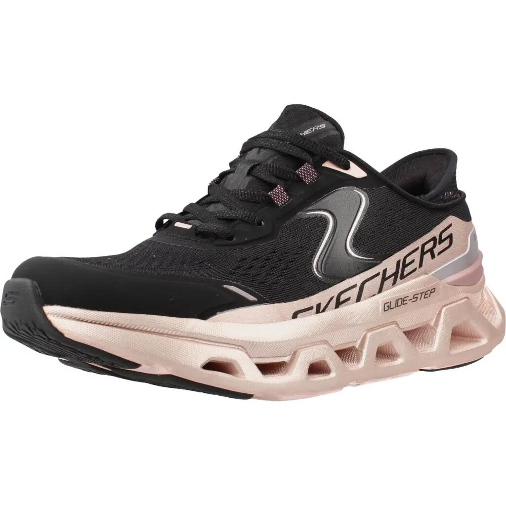 SKECHERS picture