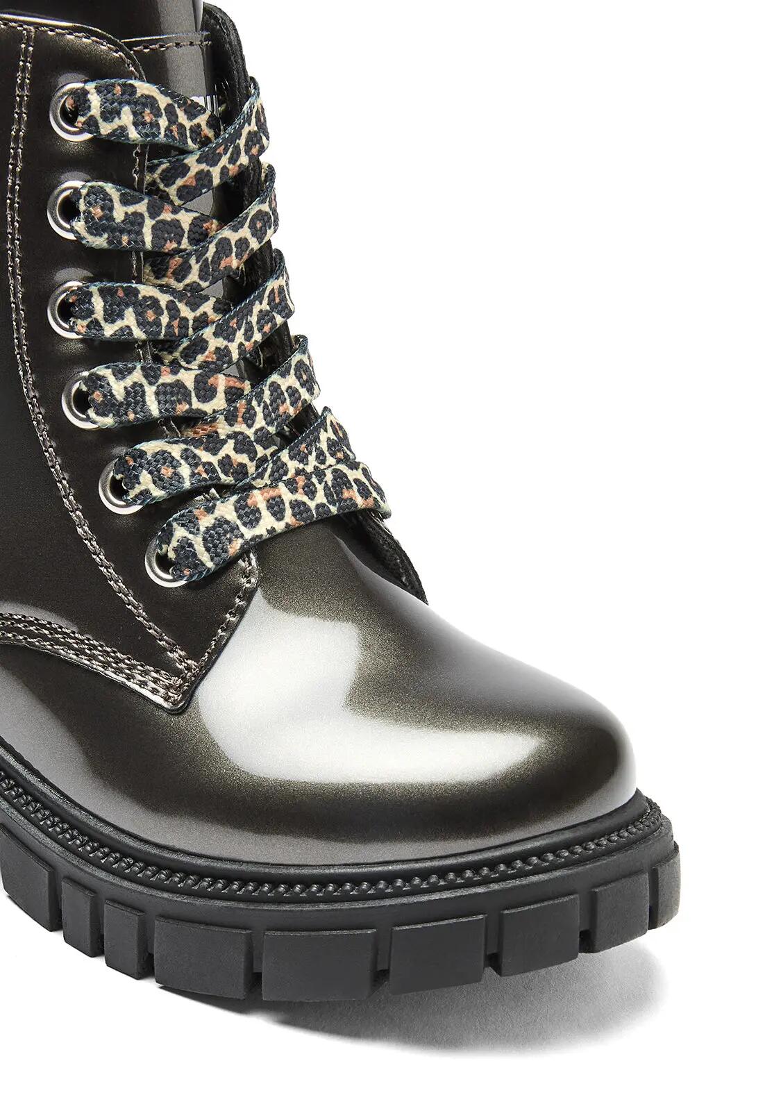 Botas Militares de Niña de Charol en Gris Plomo 3/4
