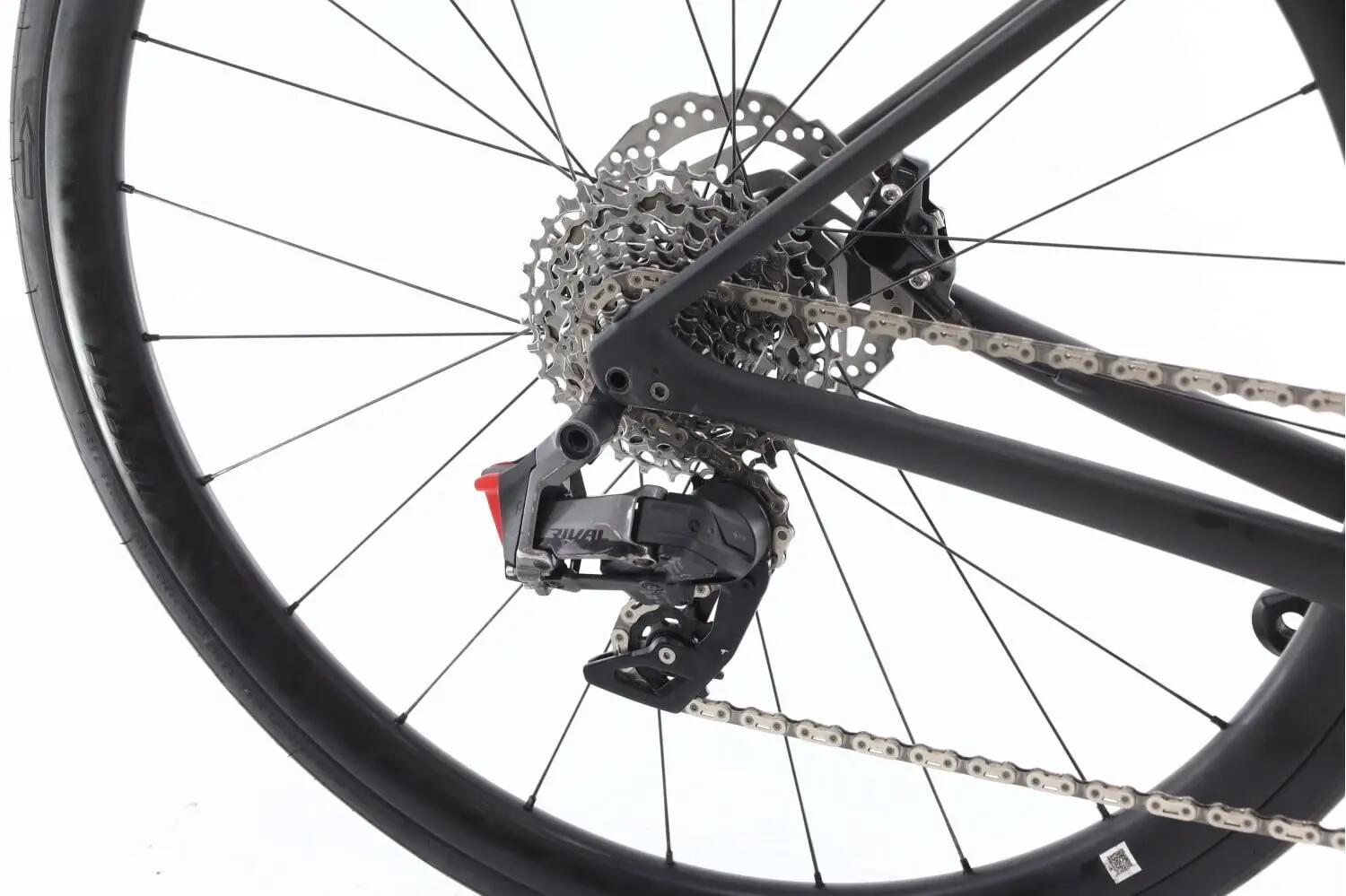 Vélo de route reconditionné ·  Roubaix Expert AXS 12V · Très bon état 3/8