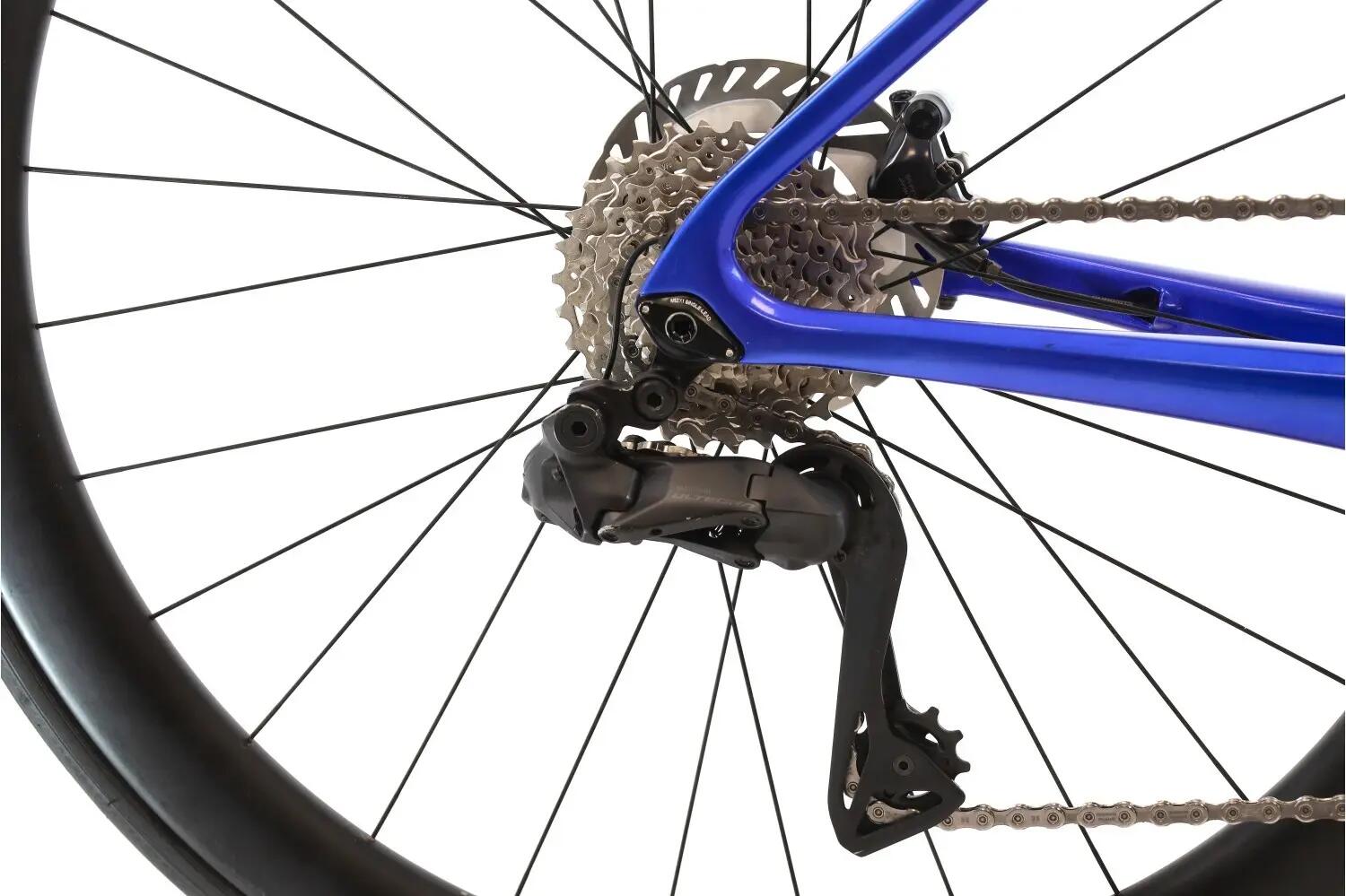 Segunda Vida · Bici estrada ·  SuperSix EVO Carbon 2 Di2 12V · Muito bom estado 3/8