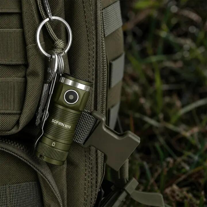 Latarka turystyczna Sofirn SC13 1300 lm, magnetyczna, USB-C 4/7