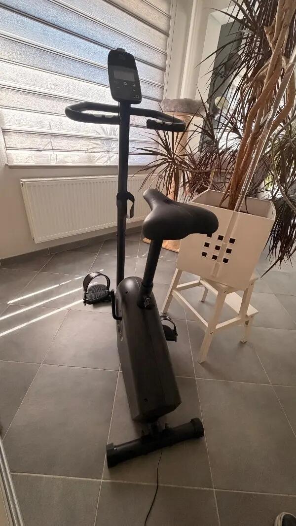 Tussen Particulieren - Hometrainer met gemotoriseerde weerstand 5/5