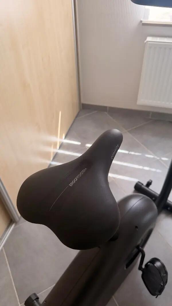 Tussen Particulieren - Hometrainer met gemotoriseerde weerstand 4/5