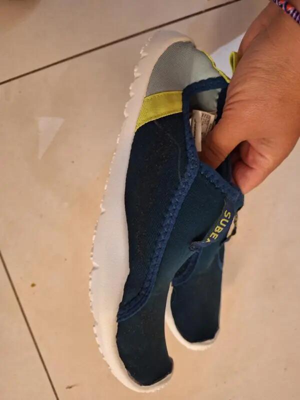 Entre Particuliers - Chaussures aquatiques élastiques Adulte Aquashoes 3/4