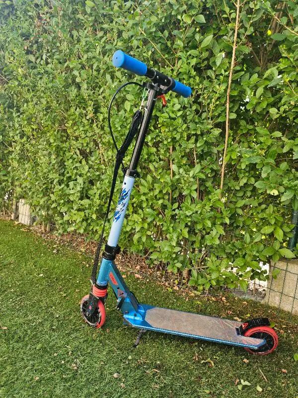 Entre Particuliers - Trottinette enfant Mid 5 avec frein au guidon et s 2/5