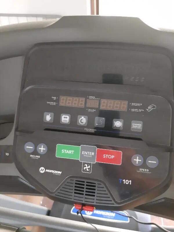Tussen Particulieren - Loopband HORIZON FITNESSE T101 4/7