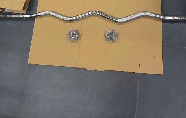 Entre Particuliers - Barre de musculation EZ - curl 3/4