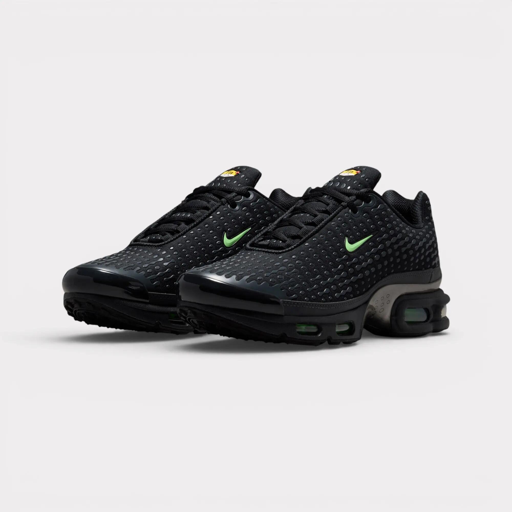 Nike Air Max Plus VII - Black Illusion Green 2/7