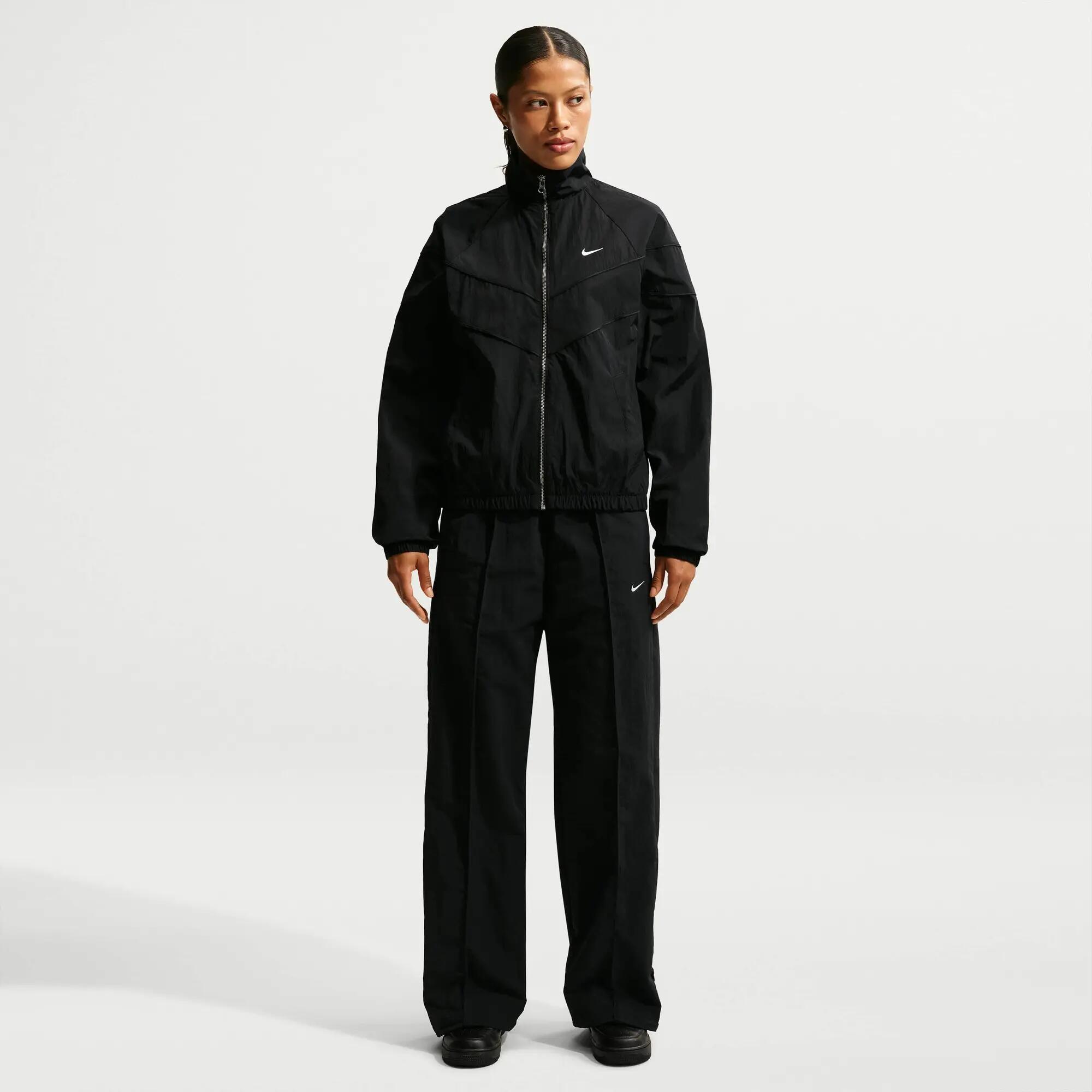 NIKE picture