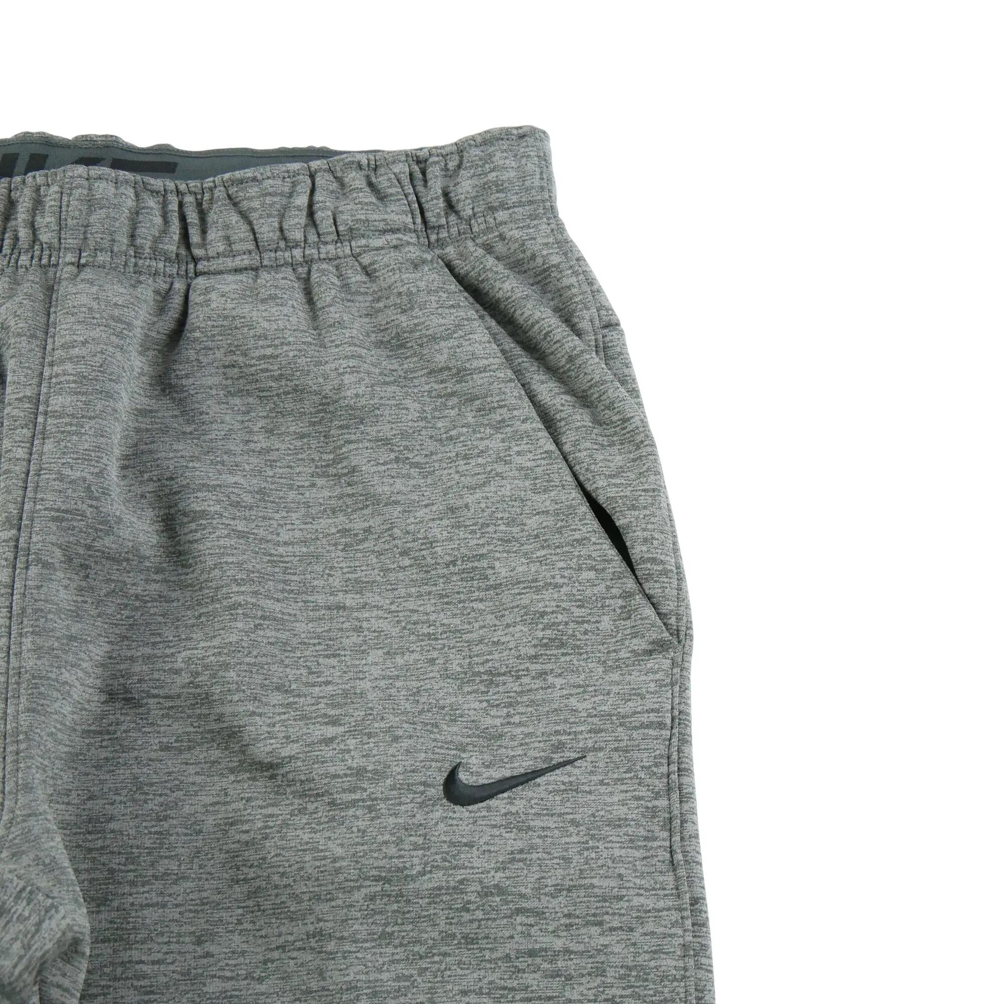 Second life - Spodnie dresowe męskie Nike Therma-FIT - Jak nowy 3/5