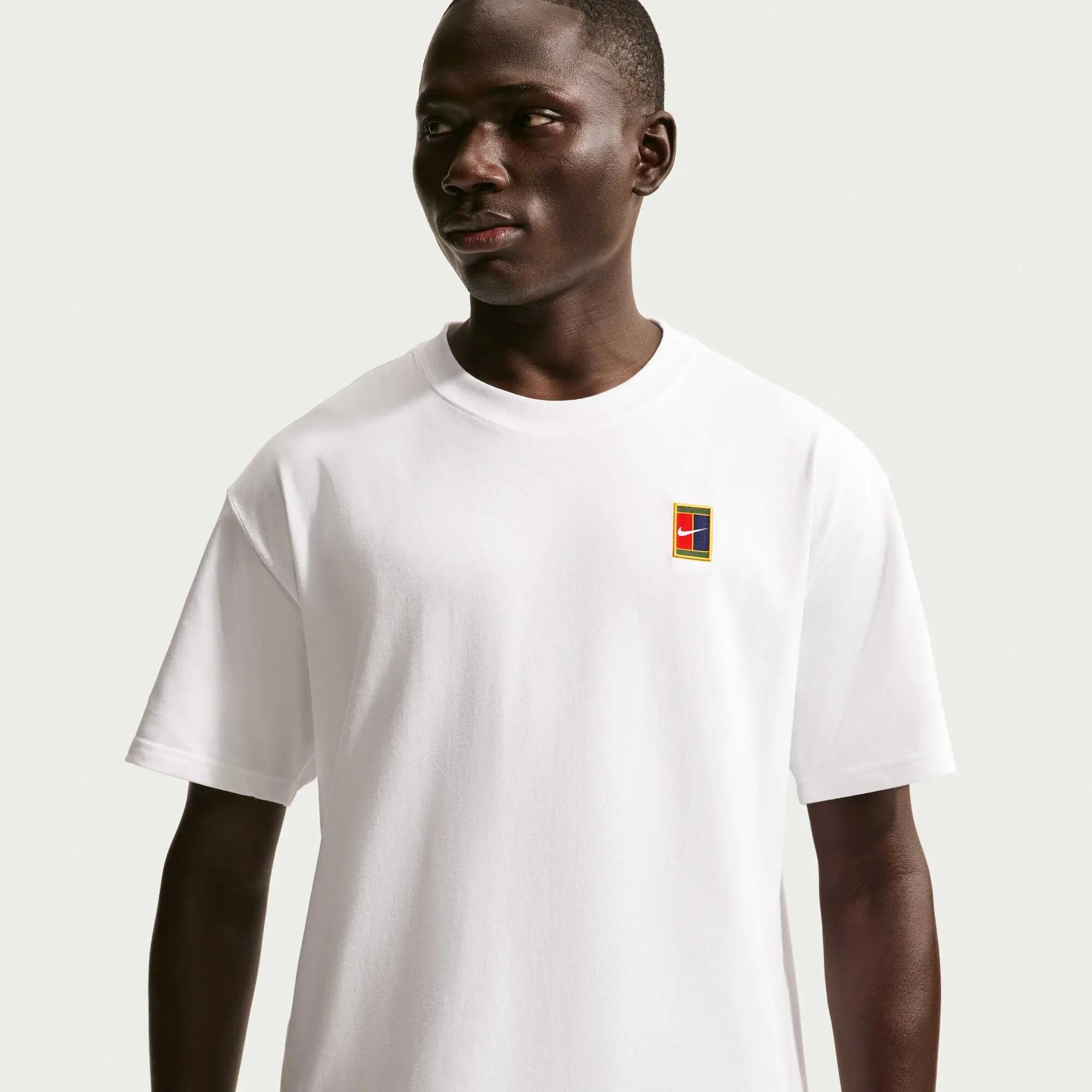 NIKE picture