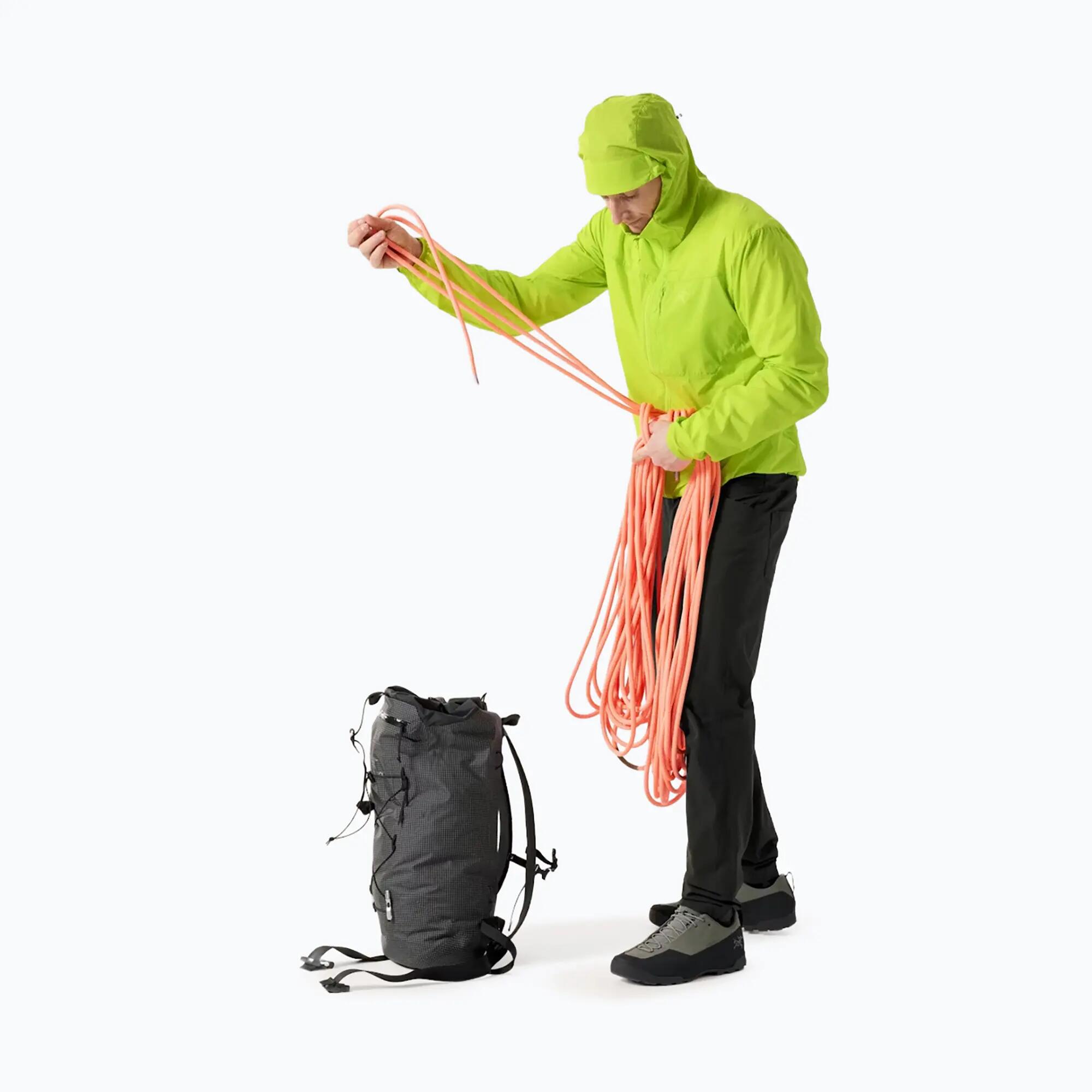 Jaqueta corta-vento masculina Arcteryx Squamish Hoody 2/7