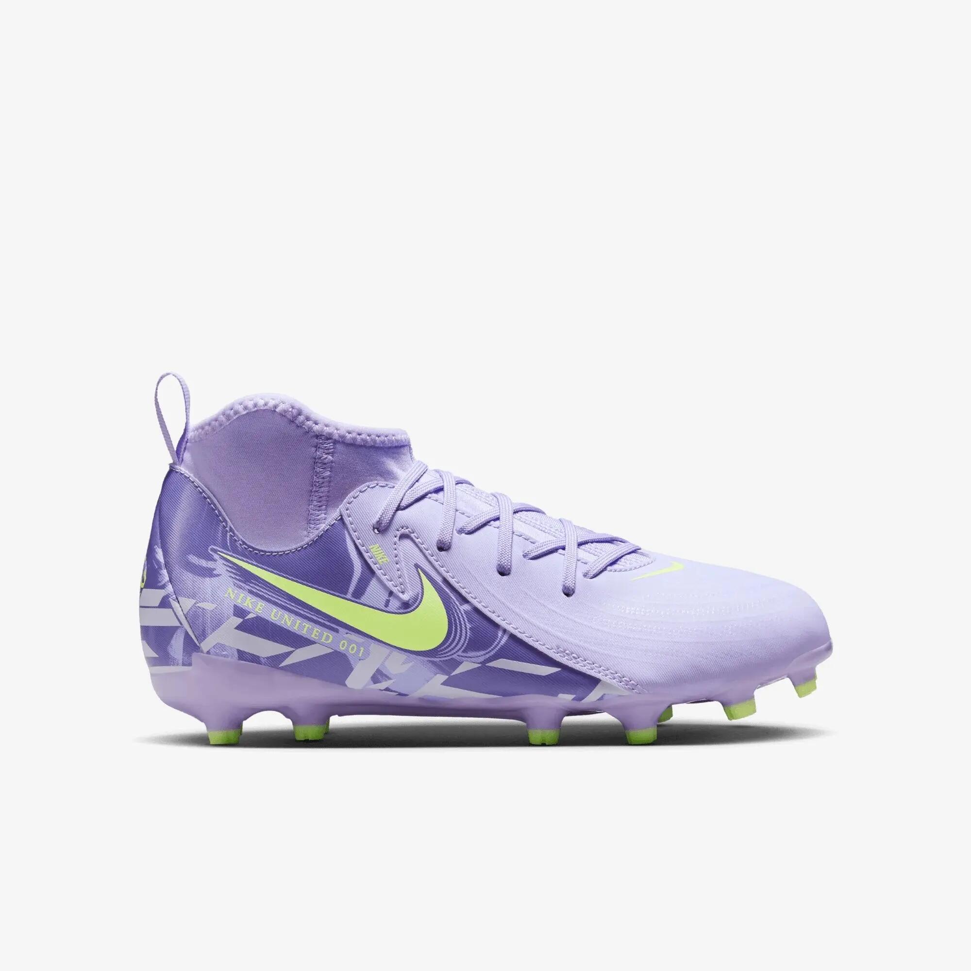 NIKE picture