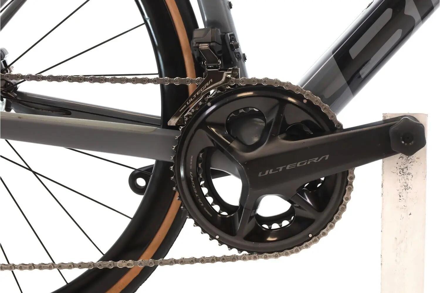 Segunda Vida · Bici estrada ·  TeamTimemachine SLR01 FIVE Di2 12V 4/8
