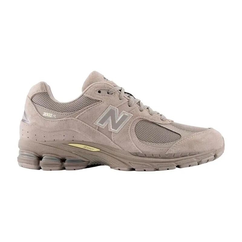 NEW BALANCE picture
