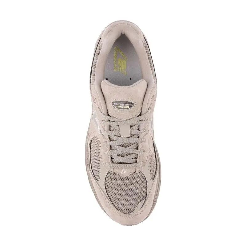Zapatillas Beige New Balance 2002 Arid Stone Cómodas y Ligeras de Diseño Origin 4/5