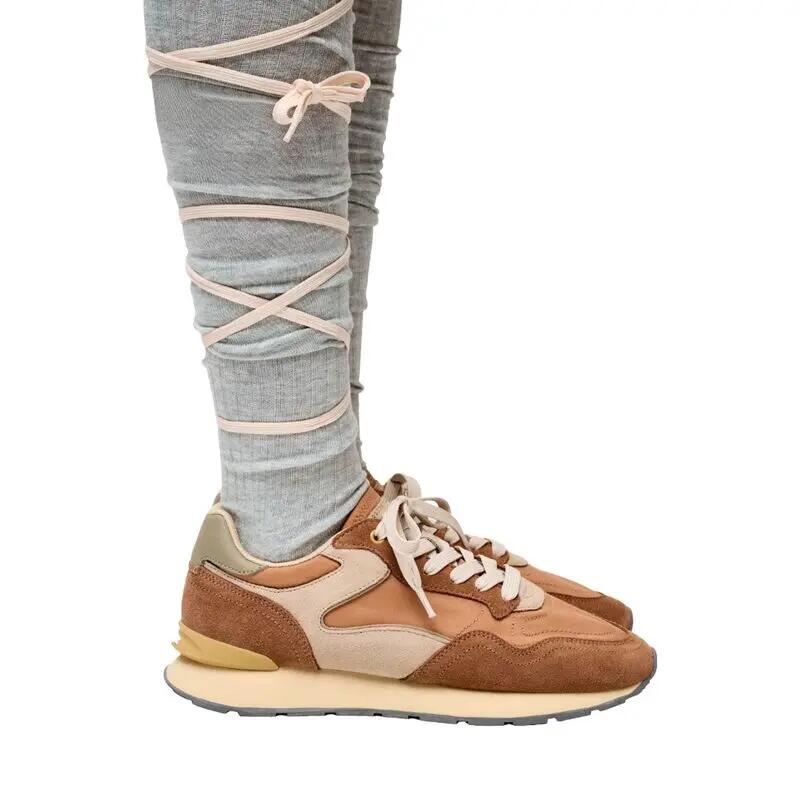 Zapatillas Naranjas Hoff City retro Peach Funcionales y Elegantes con Diseño Li 3/4