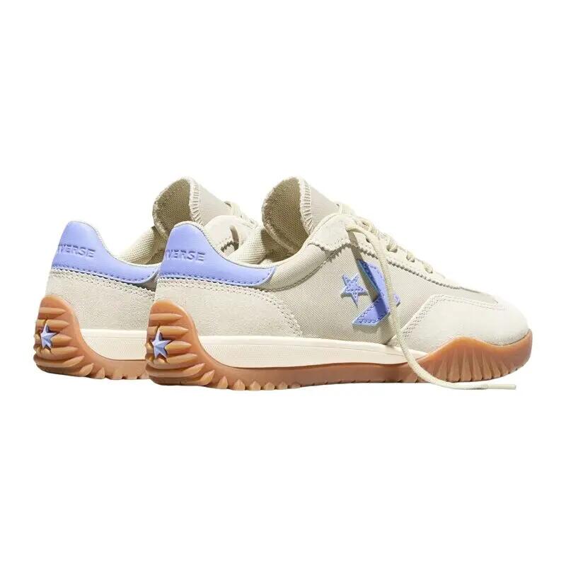 Zapatillas Converse Beiges y Moradas Run Star Trainer Sage Smoke Very Peri Cómo 4/5