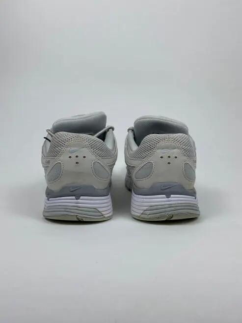 Reconditionné NIKE Baskets Homme, P-6000, Gris Très Bon État 3/4
