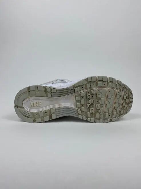 Reconditionné NIKE Baskets Homme, P-6000, Gris Très Bon État 2/4