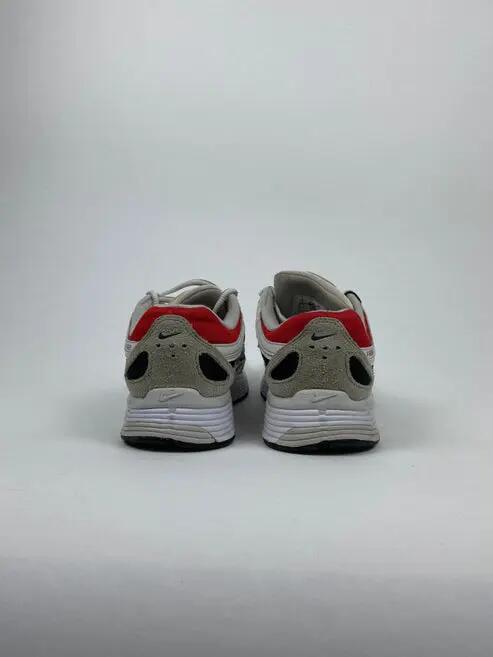 Reconditionné NIKE Baskets Femme, P-6000, Blanc Très Bon État 3/4