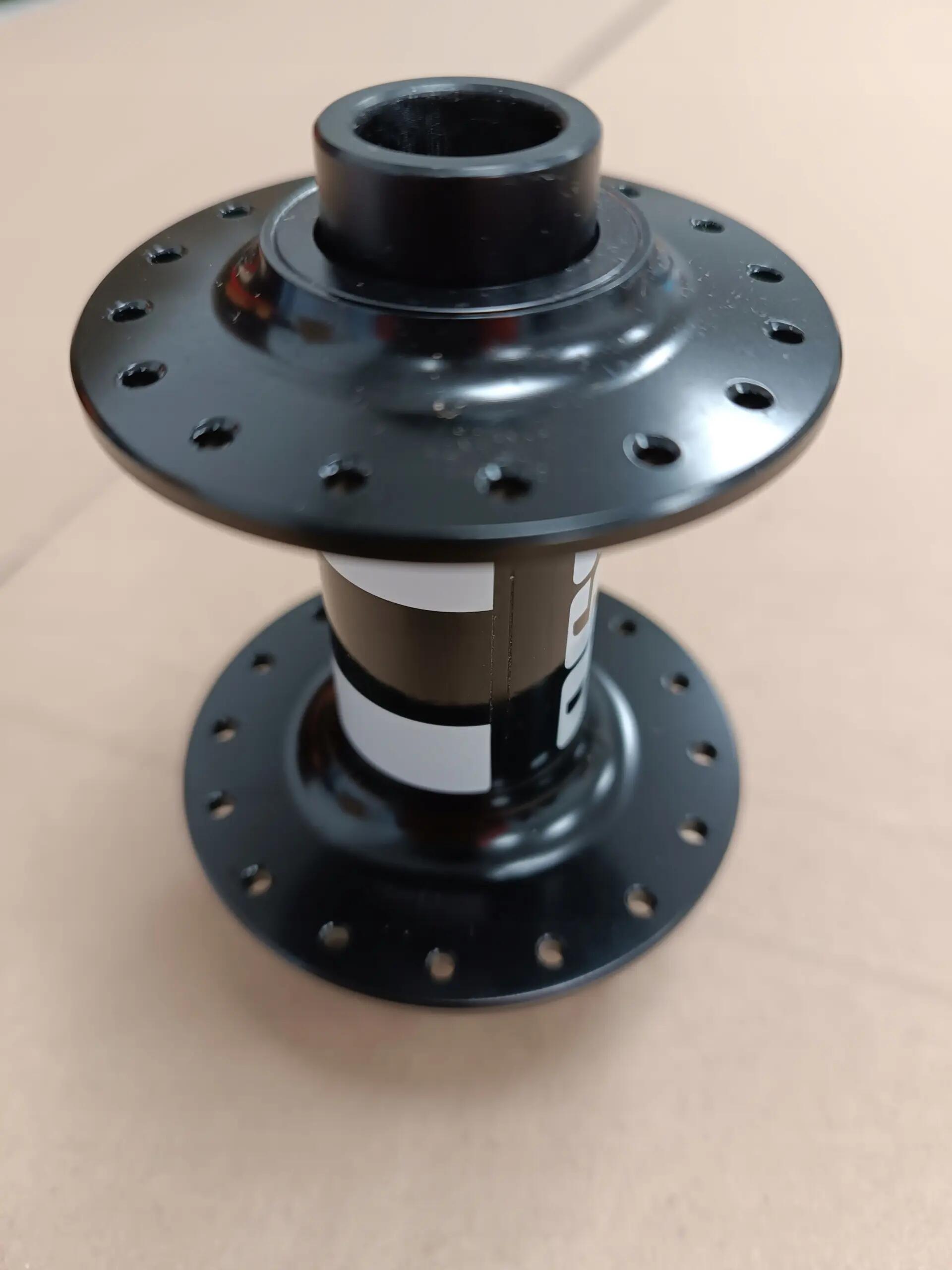 Cubo dianteiro DT Swiss 350 para bicicleta 6/7