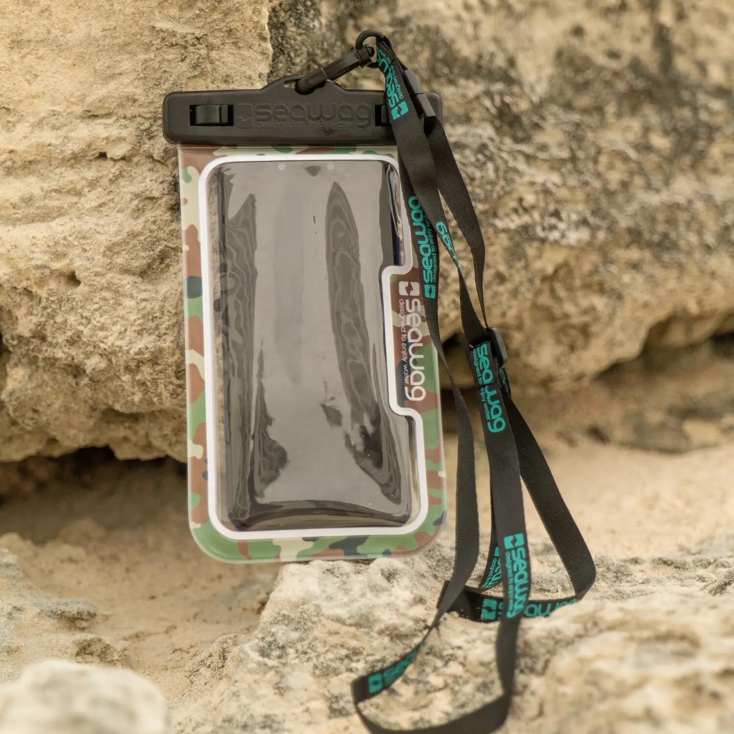 Bolsa impermeável para telemóvel Camo IPX8 – Caça & Pesca 13/15