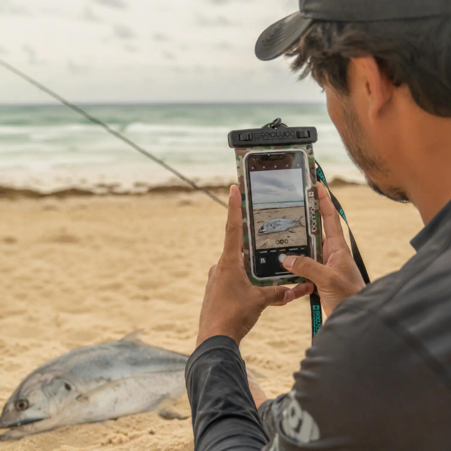 Bolsa impermeável para telemóvel Camo IPX8 – Caça & Pesca 12/15